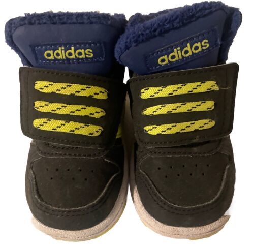 Primary image for Adidas Boys Hoops 2.0 Mid GZ7799 Black Basketball Shoes Sneakers Size 4K
