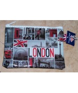 small  pouch make-up bag case london designes on outer nwt - $12.19