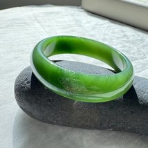 Hetian green nephrite jade bangle bracelet 和田碧玉手鐲 - £1,754.18 GBP