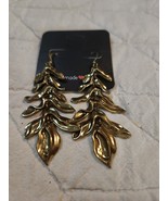 Tarnished Brass Leaf Cascade Earrings Chic.  Never Worn!  3.5&quot; - $25.97 CAD