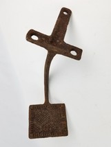 Vintage Cast Iron Square Buggy Step / Carriage Step T-mount rusty &amp; solid - £12.50 GBP