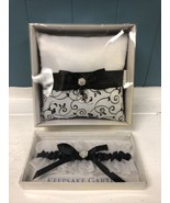 New Lillian ROSE Black White 8” RING BEARER PILLOW + Garland w/ Garland ... - $33.94 CAD