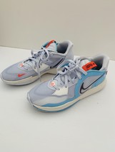 Authenticity Guarantee 
Kyrie Irving Size 9 Nike Zoom Basketball Shoes - £76.97 GBP