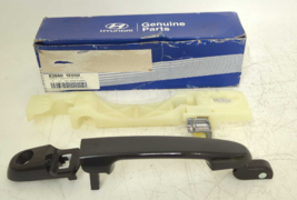 New OEM Genuine Hyundai Door Exterior Door Handle 2006-2011 Accent 82660... - £42.83 GBP