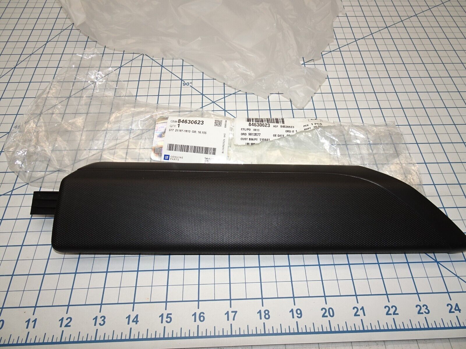 GM 84630623 Applique Trim Panel Piece Front Door RH OEM NOS General Motors - $36.75
