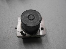 2011 Jeep Liberty ABS Control Module and Pump Assembly - $114.99