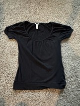 Ambiance Apparel Womens Black Scoop Neck Short Sleeve Shirt Size Medium Pull Ove - £4.42 GBP