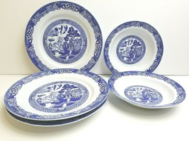 5 Royal Cuthbertson Blue Willow (3) 10 3/4&quot; Dinner Plates (2) 8 1/2&quot; Sal... - £35.58 GBP