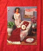 Annie&#39;s &quot;Cozy Evenings&quot; Barbie Doll Lounge Chair Crochet Pattern 1998 - $109.63 MXN