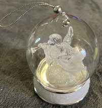 Vintage Clear Glass Round Globe Dangle Angel Christmas Ornament Silver Wings - £8.93 GBP