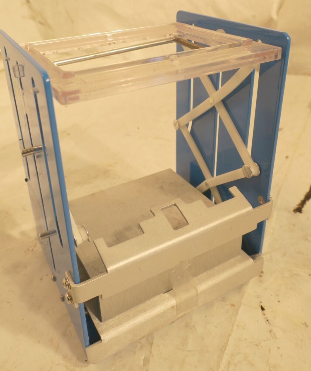Pagoda Plus Loader - Broken - $2.99