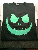 Halloween Jack O Lantern Face Short Sleeve Black T-Shirt, Size Large - $11.46