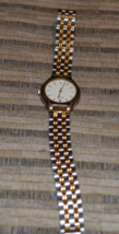 Vintage Seiko Quartz V701-2890 St Steel Womans Watch Wrist White Dial Runs - £31.90 GBP