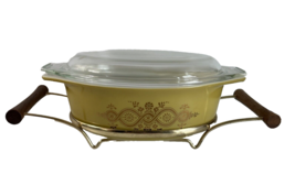 Vintage PYREX Glass Golden Wreath 043 Casserole 1-1/2 Quart with Cradle Lid - £45.45 GBP