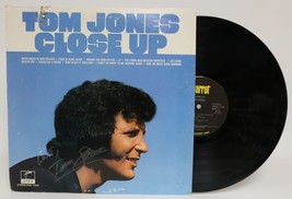 Tom Jones Signed Autographed &quot;Close Up&quot; Record Album - £103.77 GBP