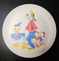 Vintage - Walt Disney Productions Goofy Donald Duck 7.25" Plate Melamine... - $14.52