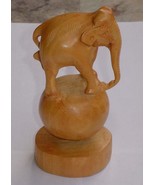 Wooden Elephant on ball Statue Hand Carving work Artistic Decorative Sho... - €38,26 EUR
