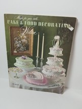 Vintage Magic for Your Table Cake &amp; Food Decorating by Wilton 1970 Color Photos - £3.63 GBP