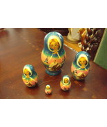 Nesting 5 dolls 4 1/2&quot; tall main doll, marked made in Russia ORIGINAL - €39,67 EUR