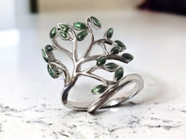 Adjustable Tree of Life Ring Enamel Silvertone Green Rhinestones - £2.99 GBP