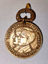 1905 Lewis &amp; Clark Exposition U.S. Cream Separators Gold Metal Award Pin Vermont - £37.09 GBP