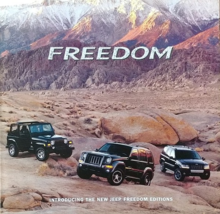 2003/2004 Jeep FREEDOM EDITIONS sales brochure folder US Grand Cherokee ... - £7.90 GBP