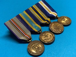 UNITED STATES NAVY, COLD WAR MINIATURE MEDAL GROUPING OF 4, MOUNTED - £19.55 GBP