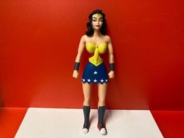 2013 DC Comics Wonder Woman Bendable Rubber 5.5&quot; Action Figure  ww - $4.90