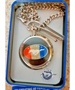 2004 Ford Mustang 40th Anniversary Pocket Watch In Tin Box Needs Battery - $1,442.59 MXN