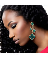 Dangle Green Clover Gold Chain Earrings for Women - $782.13 MXN