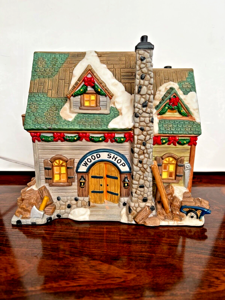 Primary image for Santa's Workbench Collection Towne Series SAWMILL CREEK WOOD SHOP 1999 Lighted