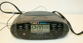Timex Indiglo Night Light T433B Alarm Clock AM/FM Radio w/Battery Back Up WORKS - $35.00