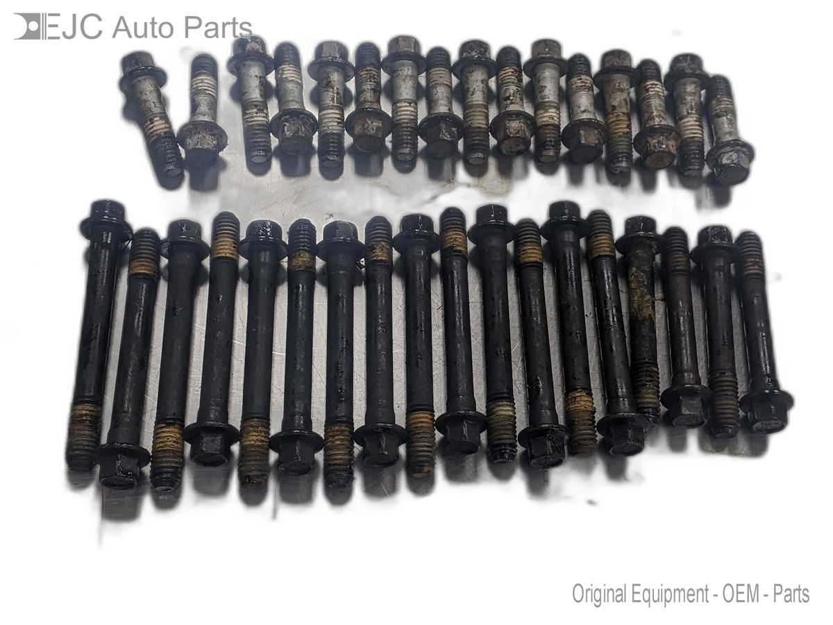 Cylinder Head Bolt Kit For 96-99 Chevrolet K1500  5.7  4WD - $34.60