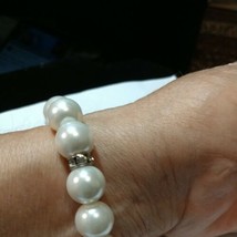 White Pearl Bracelet Beads With Rhinestone Spacers On Stretch Cord New Unisex - £8.50 GBP