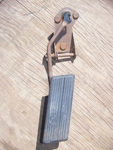 1970 PLYMOUTH FURY GAS ACCELERATOR PEDAL ASSEMBLY OEM - £71.09 GBP