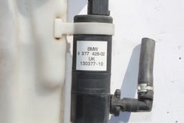 2002-2006 MINI COOPER S FRONT WIPER RESERVOIR TANK K389 image 5