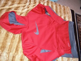 Nike Youth Boys Size L Therma-fit Swoosh Hoodie Red/Gray - £11.18 GBP