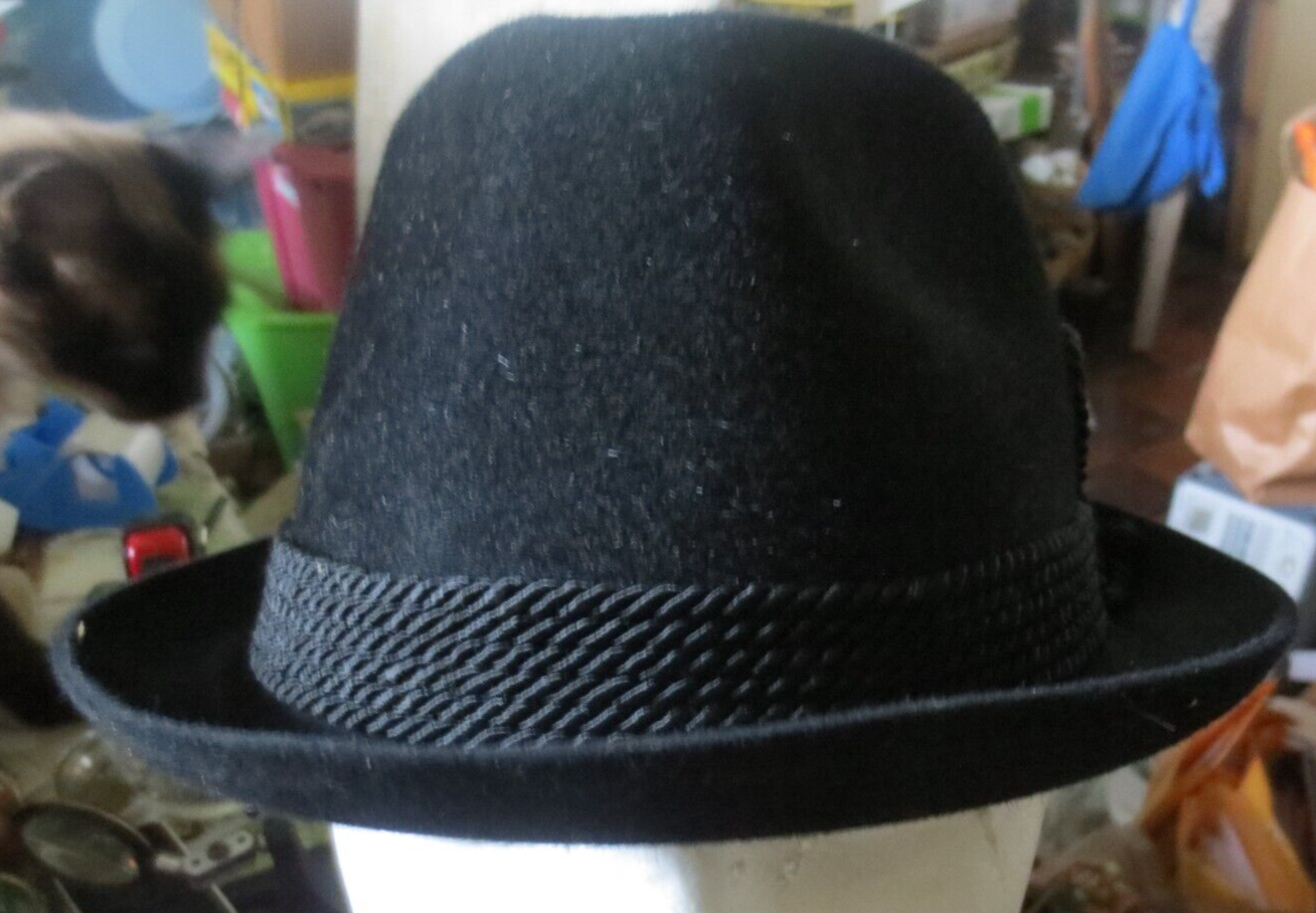 Primary image for Vintage Champ Rugged Man Felt Fedora Hat Black Silk Finish Size 7 1/8
