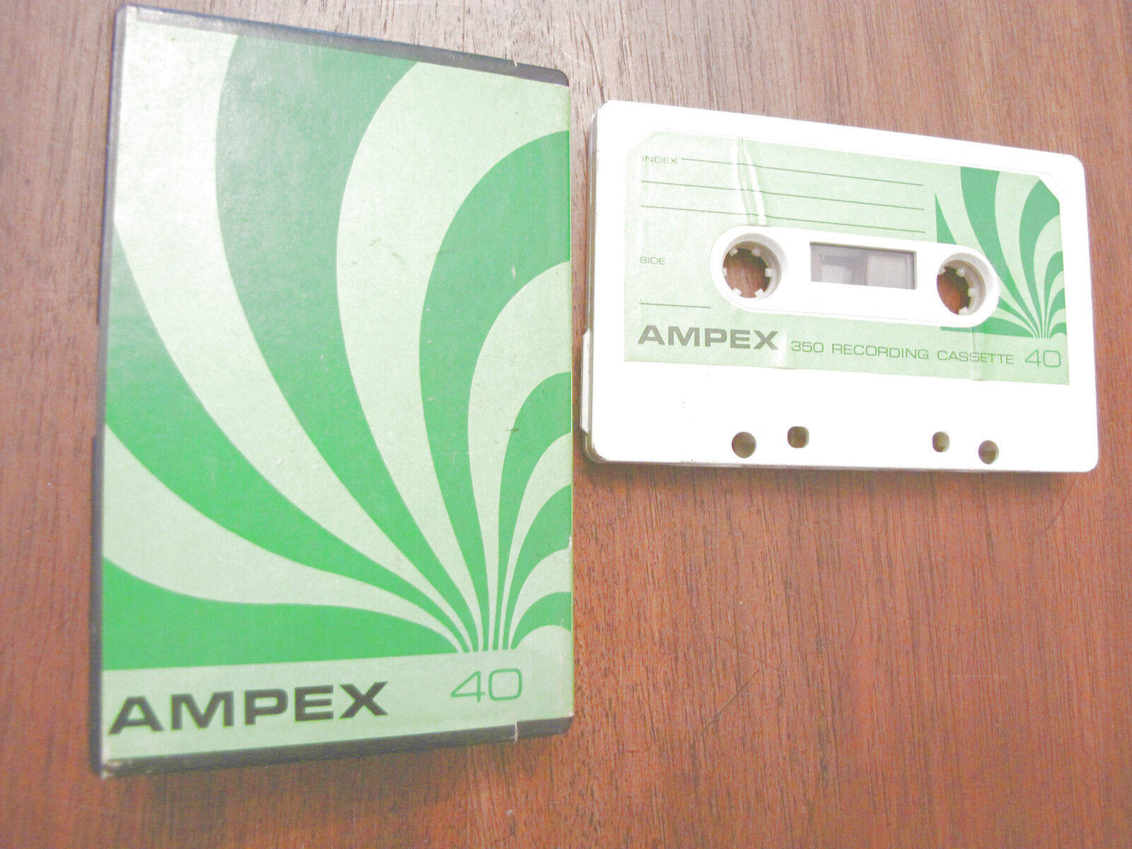 MC Cassetta Musicassetta Vintage AMPEX 40 350 recording cassette corporation  			