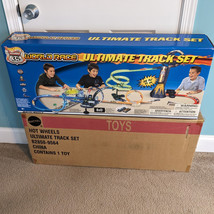 Hot Wheels Highway 35 World Race Ultimate Track Set - New &amp; Sealed w/ Shipper - £559.50 GBP