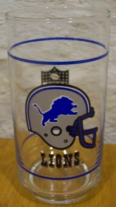 Primary image for VINTAGE DETROIT LIONS  NFL FOOTBALL Collector's GLASS CUP