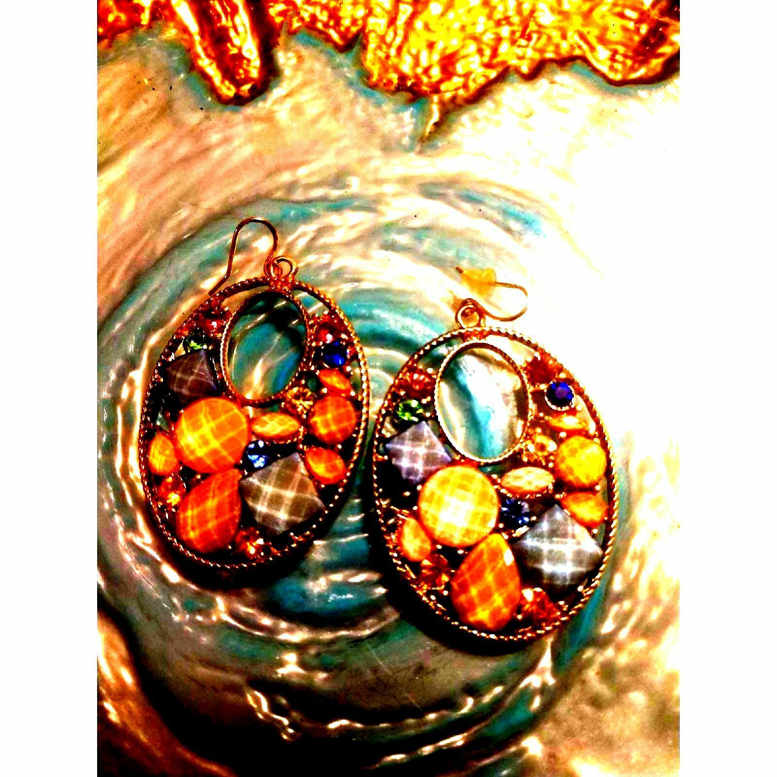 Stunning~Vintage~Multicolored Earrings - $16.83