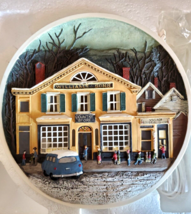Vintage Norman Rockwell  &quot;The Country Store&quot; Lighted Collectors Plate NEW!  MINT - £22.86 GBP