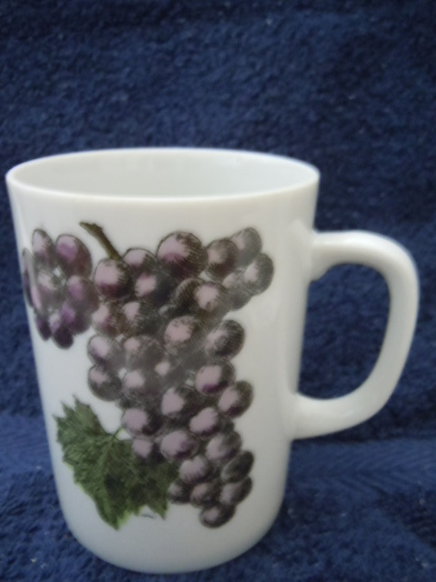 Vintage Creative Fine China Grapes Mug No.1 - $3.99