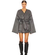 2025 NEW AUTHENTIC Helsa Wool Blend Blanket Coat $428 - €238,01 EUR 2025 NEW AUTHENTIC Helsa Wool Blend Blanket Coat $428 - €238,01 EUR