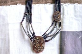 Vintage Wood Carved Elephant Necklace - £39.22 GBP
