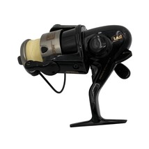 Okuma Lew&#39;s Speed Spin Fishing Reel With Navy Blue Velvet Drawstring Bag - $19.20