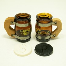 Vintage Niagra Falls Souvenir Salt &amp; Pepper Shakers Set Beer Barrel Mugs - £3.82 GBP