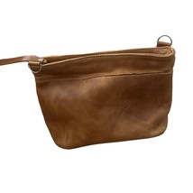 Epiphane Distressed Leather Camera Bag **no shoulder strap** - $1,384.01 MXN