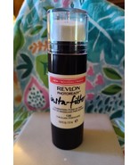 Revlon Photoready New &amp; Sealed Foundation , Porcelain #130 SHIPS FREE - $9.00